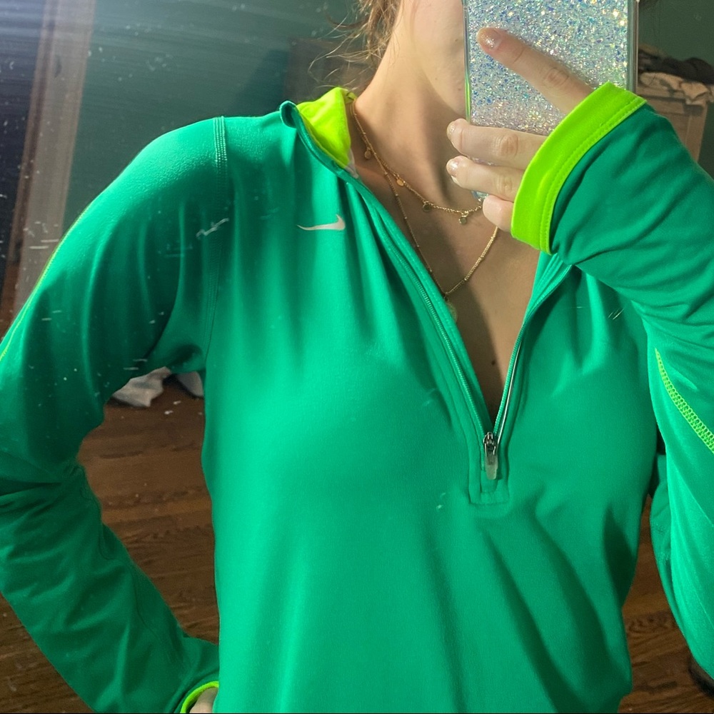 NIKE DRIFIT Running Pullover